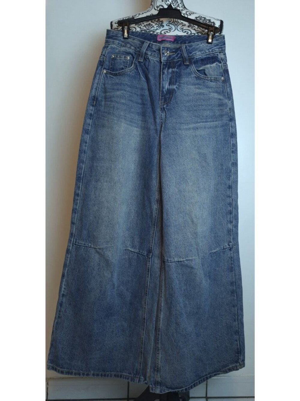 Edikted Women's XS Wide Leg Baggy Jeans Low Rise Denim Medium Wash Y2K